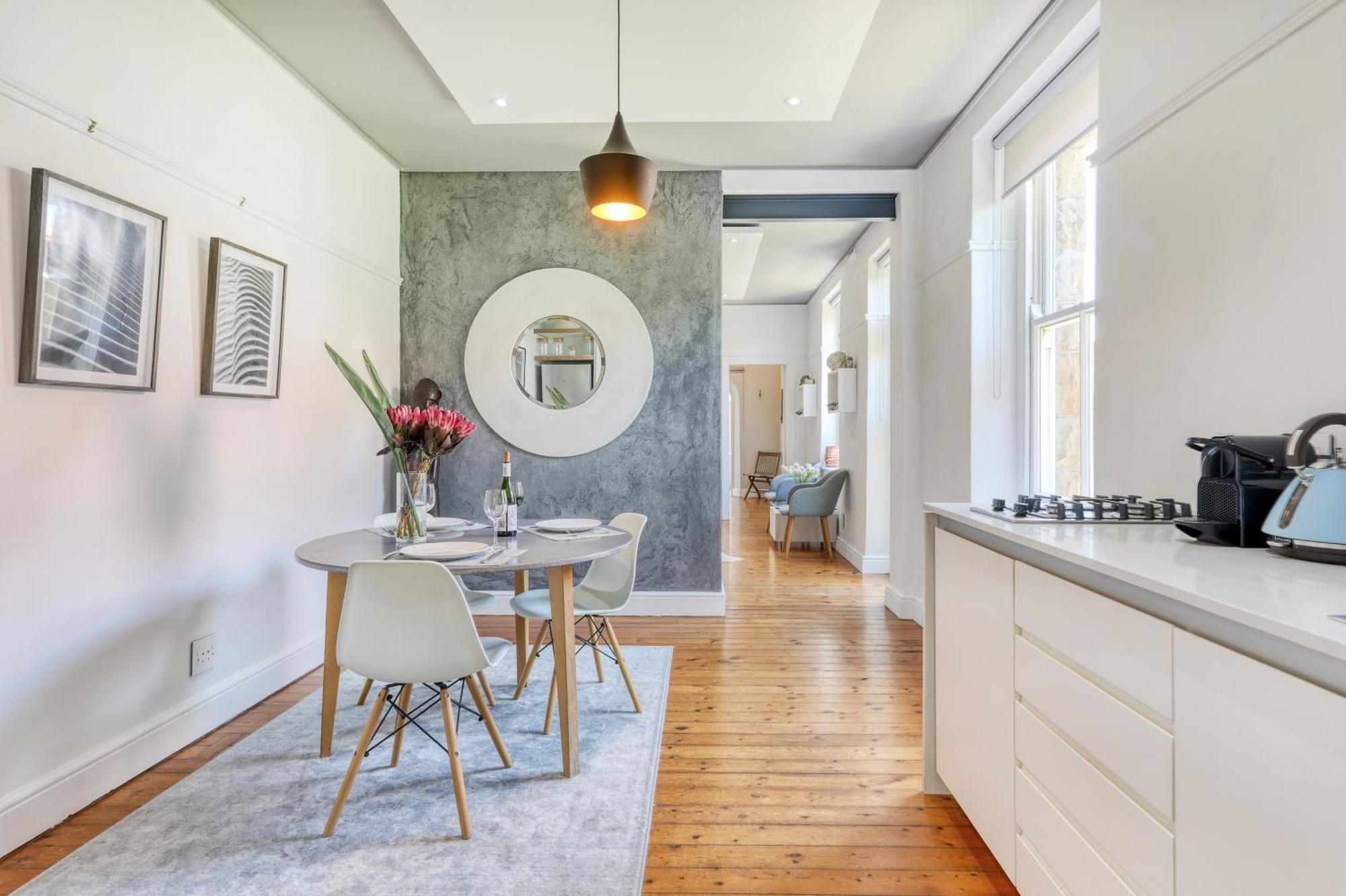 Behr Road Apartment With Sea View Patio Kapstadt Exterior foto